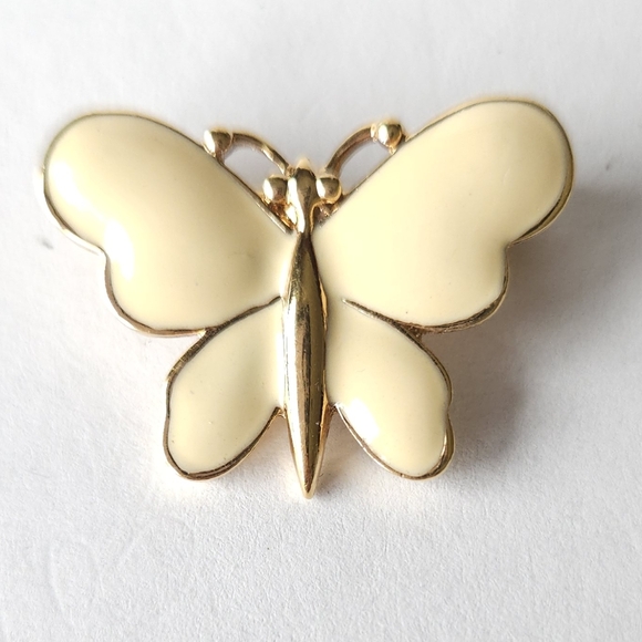 #112 Monet Vintage & Dainty Enamel Butterfly White & Gold Tone Brooch - Picture 2 of 6